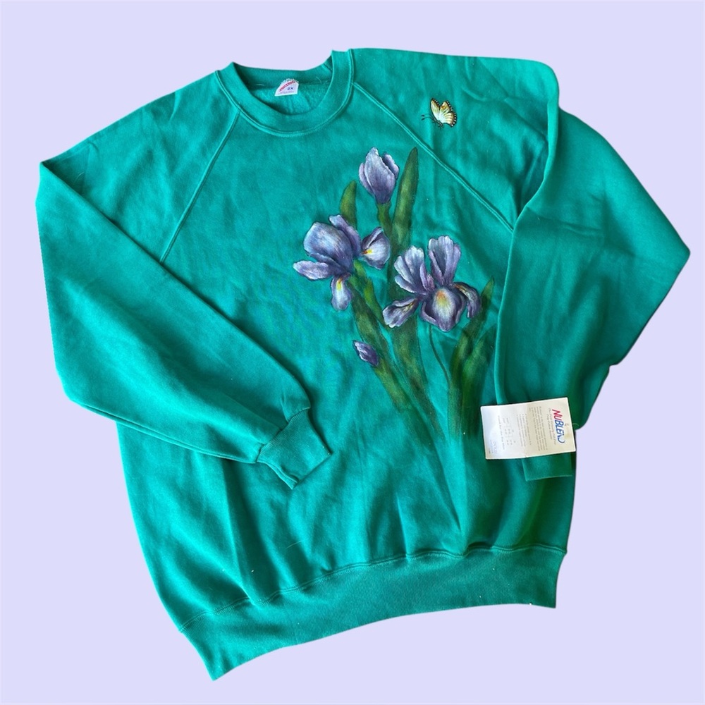 Vintage Jerzees NWT hand painted Women’s 2X  Sweatshirt Purple Irises On Green